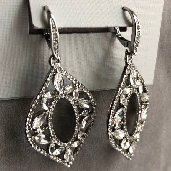 JENNY PACKMAN SILVER CRYSTAL CHANDELIER EARRINGS - Picture 8 of 13